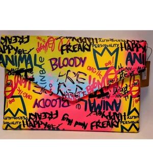 Graffiti Print Clutch Purse with Chain Strap – Funky & Colorful Style 7228